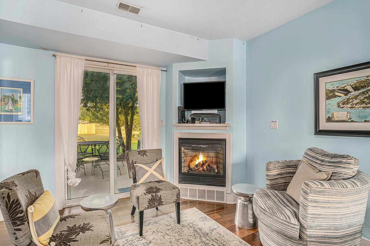 Bluebird Condo Douglas 外观 照片